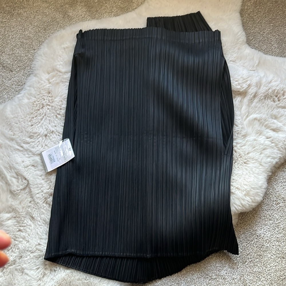 Pleats Please Issey MiyakeInterplanetary Monthly Colors : July Top - Picture 13 of 15